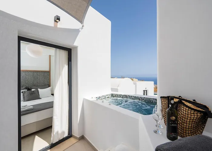 Cuore Santo Apart Otel Fira (Santorini)