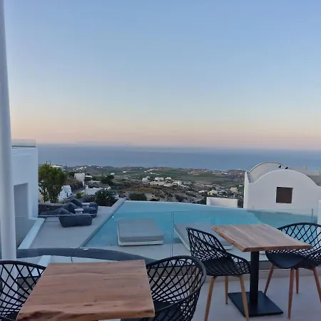 Cuore Santo Aparthotel Fira (Santorini)