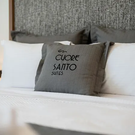 Ξενοδοχείο με διαμερίσματα Cuore Santo Φηρά