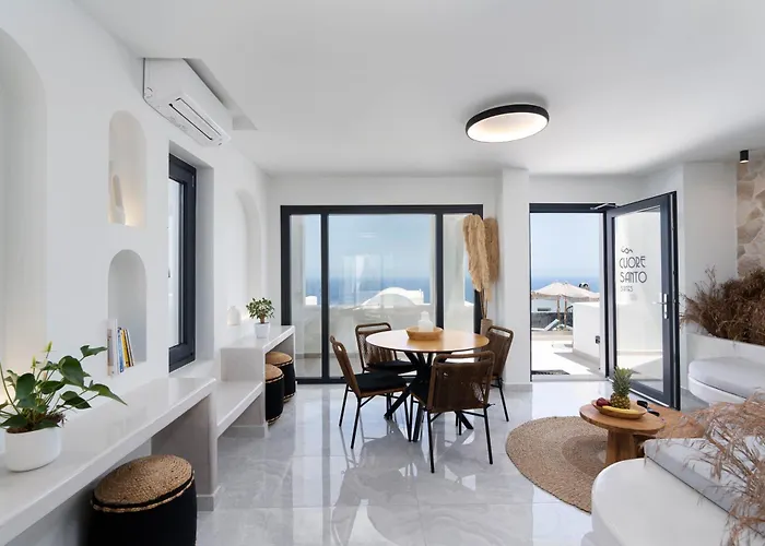 Cuore Santo Aparthotel Fira (Santorini)